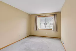 454 Willoughby Way W, Hopkins, MN 55305 - Photo 19