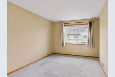 454 Willoughby Way W, Hopkins, MN 55305 - Photo 17
