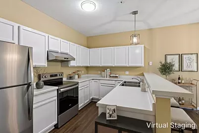 454 Willoughby Way W, Hopkins, MN 55305 - Photo 11
