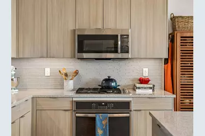 1240 S 2nd Street #828, Minneapolis, MN 55415 - Photo 7