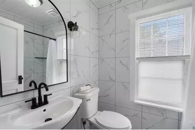 1515 N 8th Avenue E, Duluth, MN 55805 - Photo 17