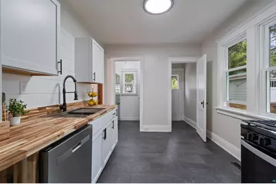 1515 N 8th Avenue E, Duluth, MN 55805 - Photo 9