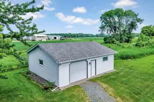 32951 Park Trail, Center City, MN 55012 - Photo 3