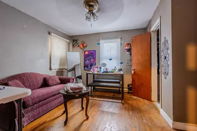 817 9th Street S, Fargo,  58103 - Photo 9
