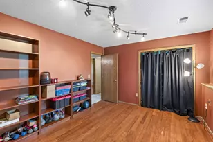 8068 Lower 147th St W, Apple Valley, MN 55124 - Photo 23