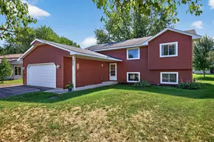 8068 Lower 147th St W, Apple Valley, MN 55124 - Photo 31