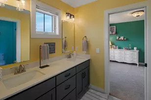 5220 Yellowstone Ln N, Plymouth, MN 55446 - Photo 69