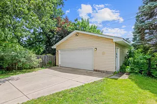 1014 Idaho Ave W, Saint Paul, MN 55117 - Photo 27