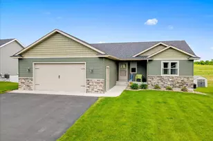 364 Prairie Ln, New Richmond, WI 54017 - Photo 1