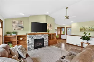 364 Prairie Rd, New Richmond, WI 54017 - Photo 3