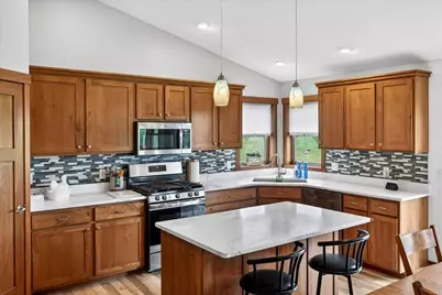 364 Prairie Lane, New Richmond, WI 54017 - Photo 7