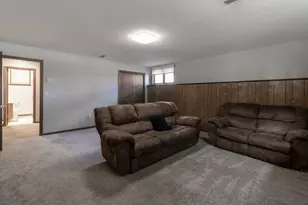 519 4th St SW, Madelia, MN 56062 - Photo 31