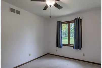 519 4th Street SW, Madelia, MN 56062 - Photo 17