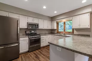 519 4th St SW, Madelia, MN 56062 - Photo 13
