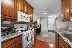 10840 Rockford Rd, Plymouth, MN 55442 - Photo 11