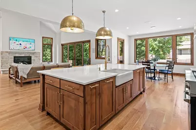 609 Callahan Place, Mendota Heights, MN 55118 - Photo 5
