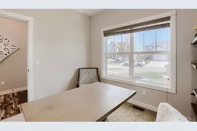 12446 Cottonwood Street NW, Coon Rapids, MN 55448 - Photo 9