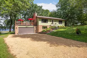 27985 Lakelawn Dr, Lindstrom, MN 55045 - Photo 39
