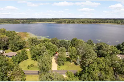 27985 Lakelawn Drive, Lindstrom, MN 55045 - Photo 33