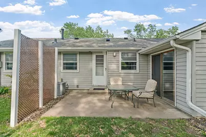8528 Columbus Avenue S, Bloomington, MN 55420 - Photo 7