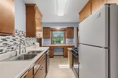 8528 Columbus Avenue S, Bloomington, MN 55420 - Photo 31