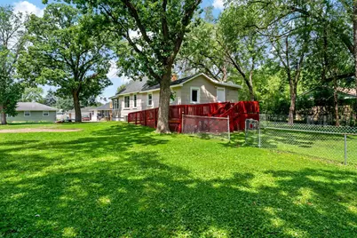 5740 Dupont Avenue N, Brooklyn Center, MN 55430 - Photo 5