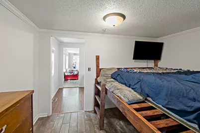 5740 Dupont Avenue N, Brooklyn Center, MN 55430 - Photo 17