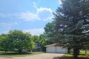 502 Chicago Ave SW, Red Lake Falls, MN 56750 - Photo 3