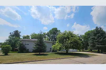 502 Chicago Avenue SW, Red Lake Falls, MN 56750 - Photo 23