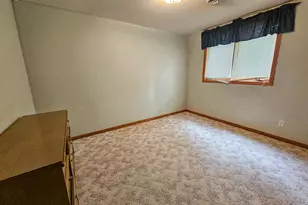 502 Chicago Ave SW, Red Lake Falls, MN 56750 - Photo 17