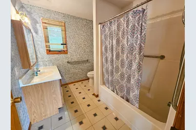 502 Chicago Avenue SW, Red Lake Falls, MN 56750 - Photo 13