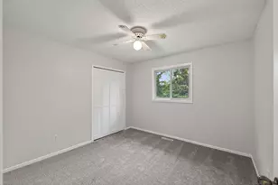 4750 Orleans Ln N, Plymouth, MN 55442 - Photo 17