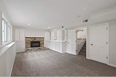 4750 Orleans Lane N, Plymouth, MN 55442 - Photo 15