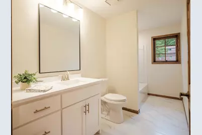 1404 Woodland Drive SW, Rochester, MN 55902 - Photo 47