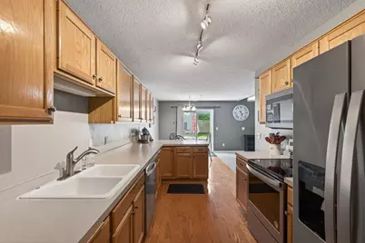 1649 Hamilton Lane, Shakopee, MN 55379 - Photo 11