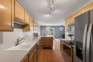 1649 Hamilton Ln, Shakopee, MN 55379 - Photo 11