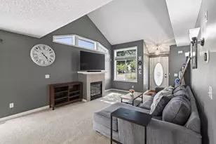 1649 Hamilton Ln, Shakopee, MN 55379 - Photo 5