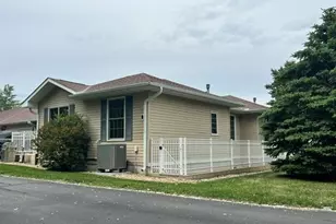 2201 7th St NW, Austin, MN 55912 - Photo 17