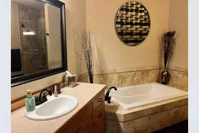 2201 7th Street NW #A, Austin, MN 55912 - Photo 5