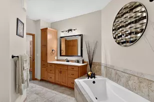2201 7th St NW, Austin, MN 55912 - Photo 15