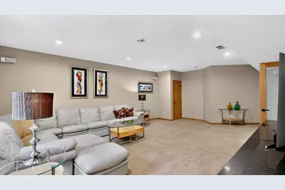 2201 7th Street NW #A, Austin, MN 55912 - Photo 43