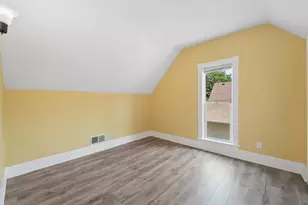 901 31st Ave N, Minneapolis, MN 55411 - Photo 7