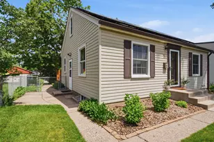 757 Nebraska Ave W, Saint Paul, MN 55117 - Photo 3