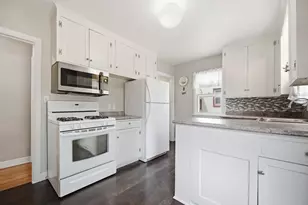 757 Nebraska Ave W, Saint Paul, MN 55117 - Photo 9