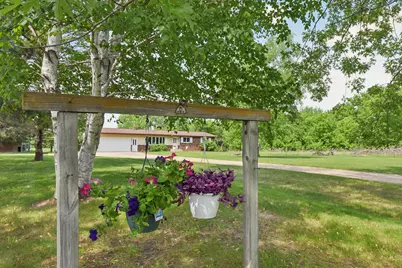 1422 140th Avenue, New Richmond, WI 54017 - Photo 3