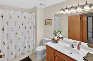 510 Lovell Ave, Roseville, MN 55113 - Photo 21