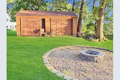 300 E Amber Lake Drive, Fairmont, MN 56031 - Photo 5
