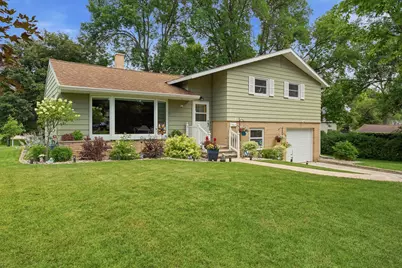 204 2nd Street NW, Fairfax, MN 55332 - Photo 1