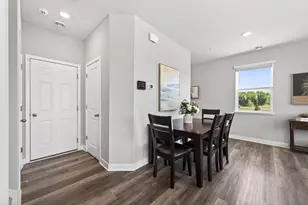 13769 Kaylemore Trl, Rosemount, MN 55068 - Photo 5