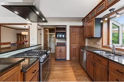8840 River Heights Way, Inver Grove Heights, MN 55076 - Photo 9